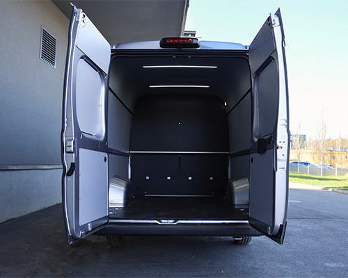 Fiat Ducato retkeilyauto